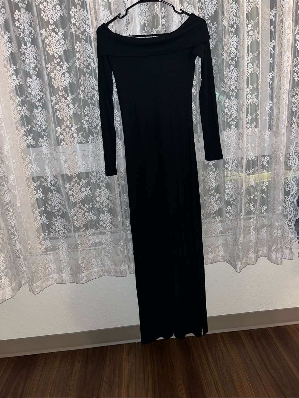 aerie Black Long Sleeve Off-Shoulder Maxi Dress